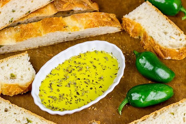 Craving some warm bread fresh out of the oven? Give this Rustic Jalapeno Cheddar Bread a shot!
