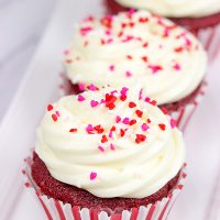 Valentine's Day is quickly approaching! Let's celebrate with Red Velvet Cupcakes...and a Shakespearean insult or two!