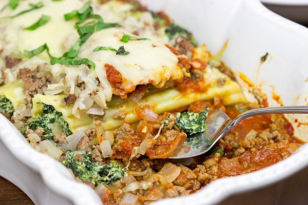 This Cheesy Beef Manicotti is a tasty comfort food dinner...perfect for chilly nights!