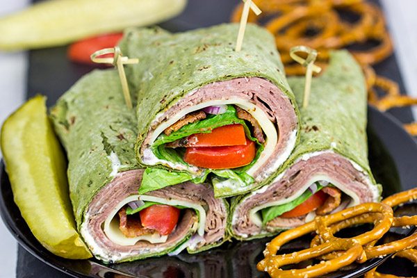 Pack a delicious lunch with these Roast Beef and Swiss Wraps with Horseradish Mayo!  Your coworkers and classmates will be jealous!