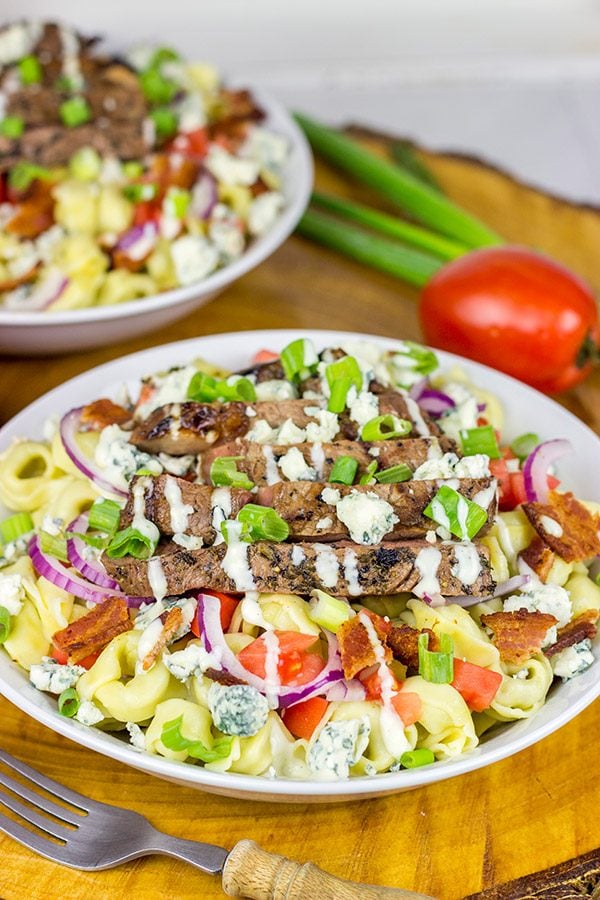 Do you like a classic wedge salad?  Then you'll love this Tortellini with Steak and Blue Cheese!