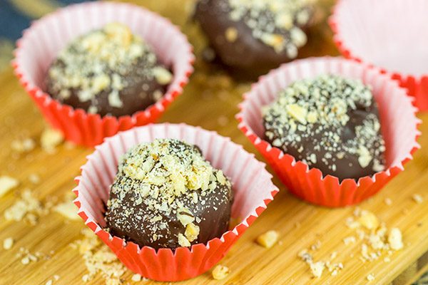 Mix up that holiday cookie tray with some of these Nutella Truffles!