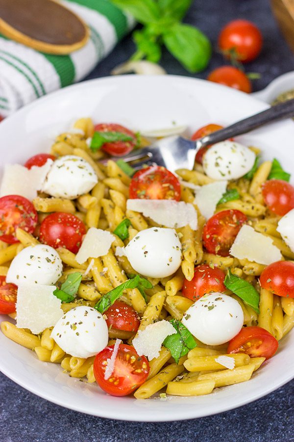 This Quick Caprese Pasta is loaded with flavor...and it's ready in just 10 minutes!