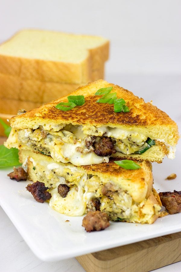 Who says grilled cheese sandwiches are only for lunch or dinner? This 3-Cheese Breakfast Grilled Cheese will give you a good reason to hop out of bed on a cold, winter morning!