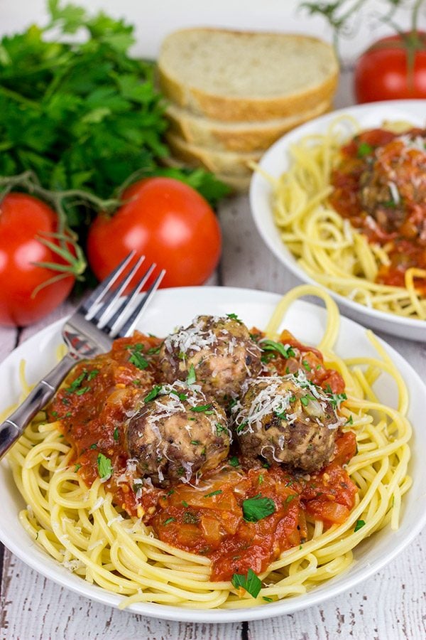 Because sometimes you just need Classic Spaghetti and Meatballs for dinner!