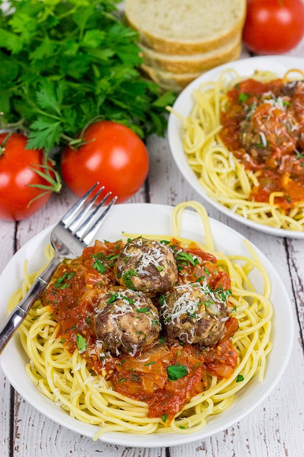 Because sometimes you just need Classic Spaghetti and Meatballs for dinner!