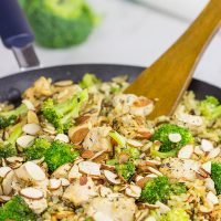 Looking for an easy weeknight meal?  This Chicken, Broccoli and Wild Rice Skillet is the perfect solution!