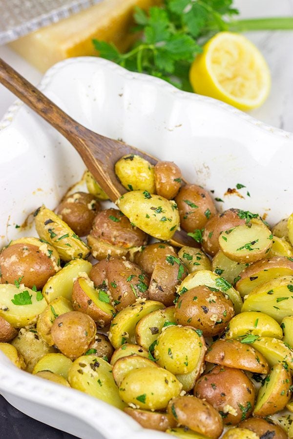 Looking for a tasty new dinner side dish?  These Lemon Parmesan Roasted Potatoes are easy...and packed with flavor!