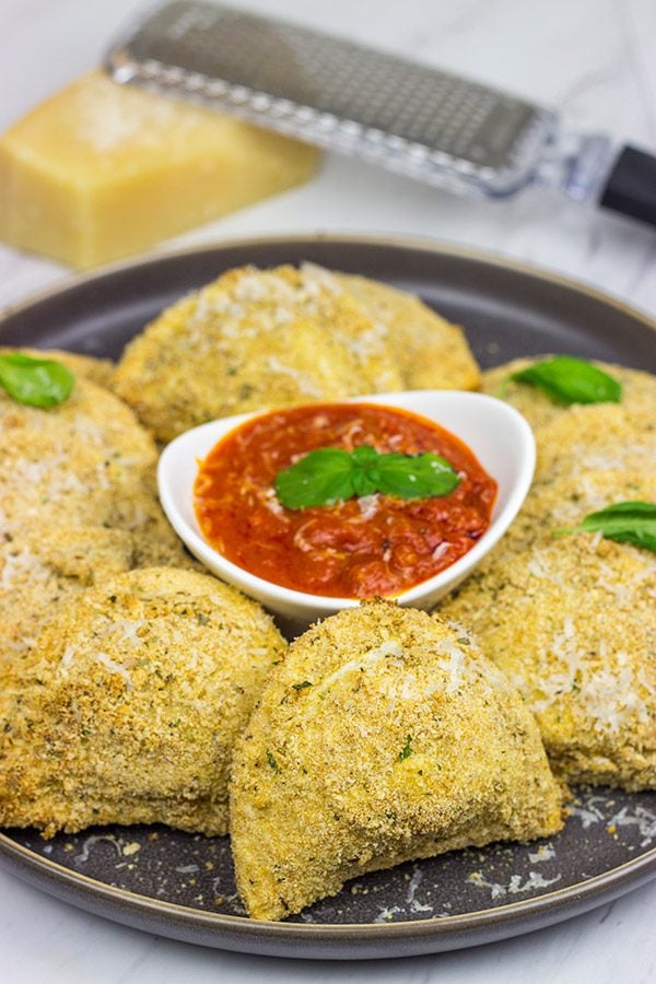 These Italian Baked Pierogies are a cinch to make...and they're one heck of a tasty appetizer to serve during football season!