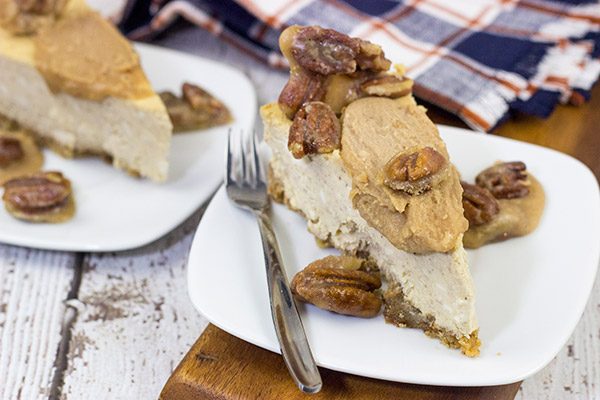 Looking for a delicious Fall dessert?  This Maple Cheesecake with Pecan Pralines is packed with maple flavor, and it's perfect for a chilly Autumn evening!