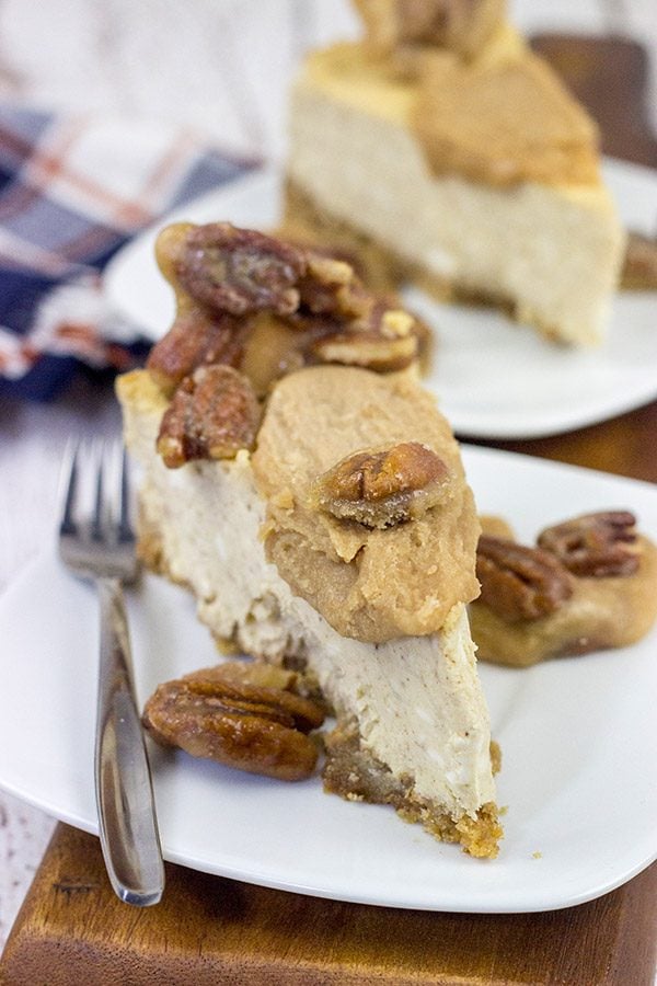 Looking for a delicious Fall dessert?  This Maple Cheesecake with Pecan Pralines is packed with maple flavor, and it's perfect for a chilly Autumn evening!