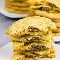 Surprise! These Chocolate Stuffed Peanut Butter Cookies are stuffed with a layer of melty chocolate. Yum!