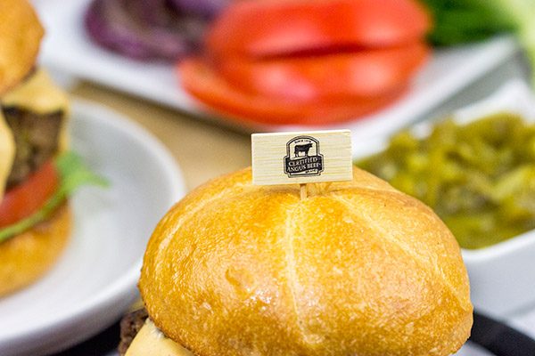 Bring the flavors of New Mexico to the grill with these Hatch Green Chile Burgers!  And don't forget the pepperjack cheese sauce!