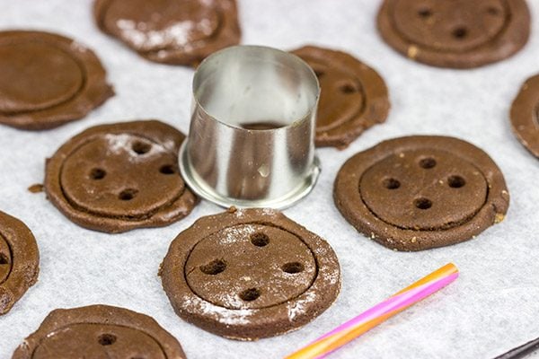 These Gingerbread Button Cookies are a fun way to add a twist to the holiday cookie tray!