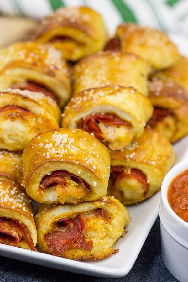 Filled with pepperoni, pizza sauce and 2 kinds of cheese, these Pizza Stuffed Pretzel Bites are the perfect appetizer for watching football!