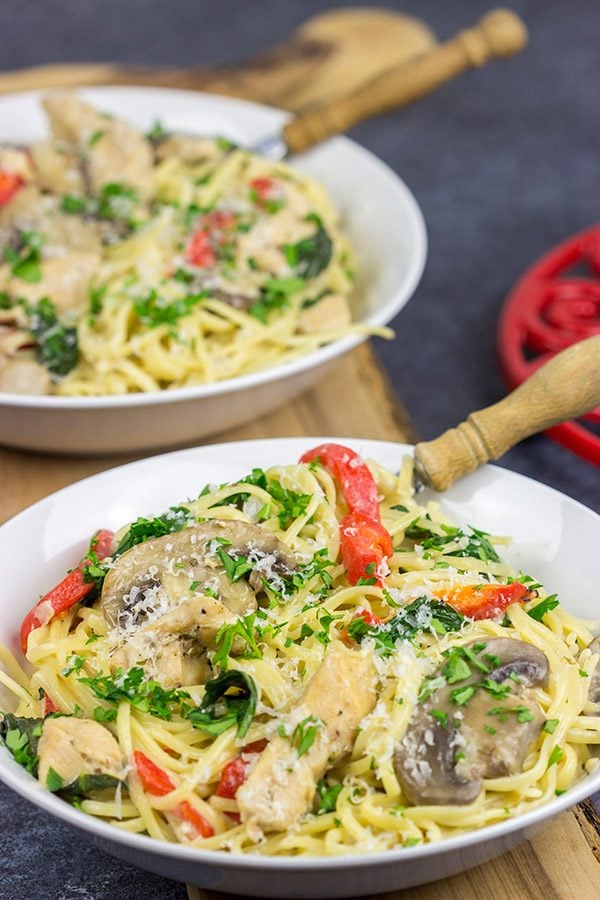 This Creamy Chicken Mushroom Pasta is packed with flavor, and it's easy enough to make on a busy weeknight. Plus, it only uses one pot!