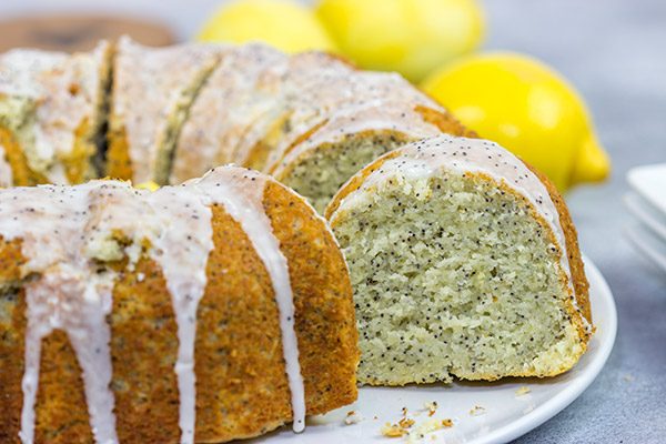 With a bright lemon flavor, this classic Lemon Poppy Seed Pound Cake is a tasty treat for warm spring and summer days!