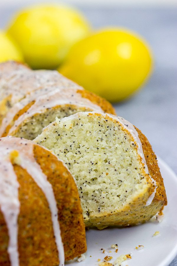 With a bright lemon flavor, this classic Lemon Poppy Seed Pound Cake is a tasty treat for warm spring and summer days!