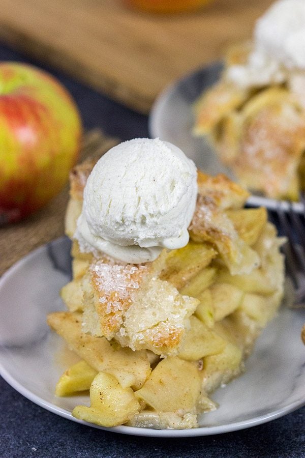 This Cast Iron Apple Pie uses a mix of Honeycrisps and green apples for the perfect combination of flavors.  Grab that cast iron skillet and bake a pie for dessert!