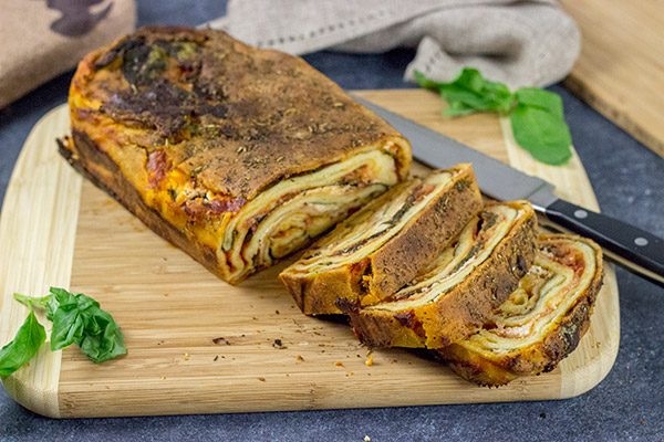 This Italian Lasagna Bread is a fun crossover between bread and pasta!  Crispy like flatbread on the outside, chewy like pasta on the inside...and 100% delicious!