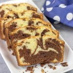 Chocolate vs. Vanilla.  Vanilla vs. Chocolate.  Why not just go with both?  This Marble Pound Cake is a tasty and fun dessert!