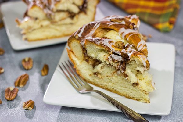 This Cinnamon Roll Twist is a fun twist - literally - a classic breakfast recipe!