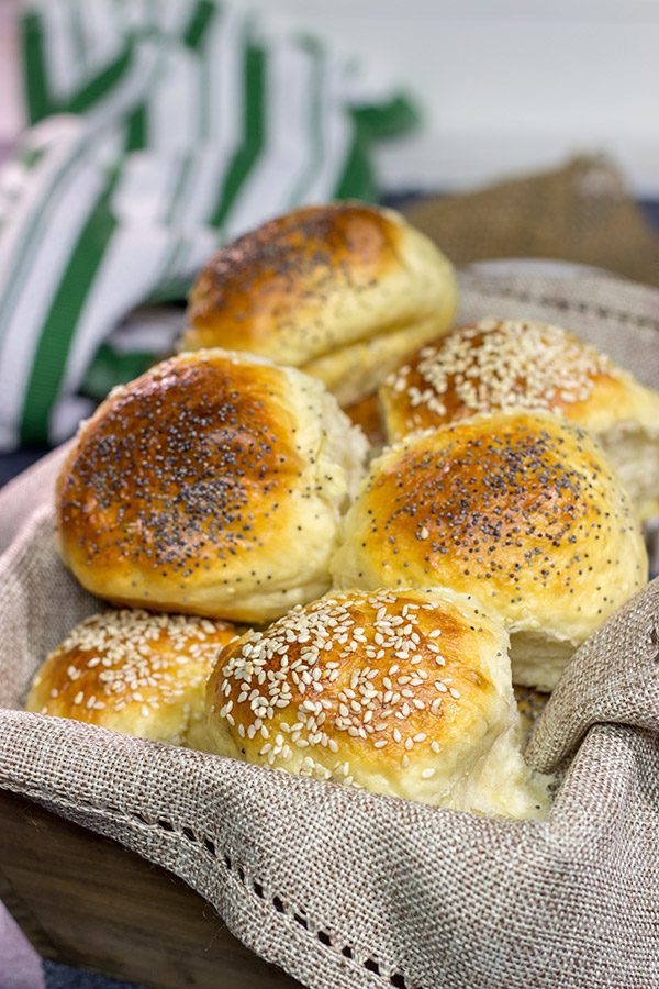 There's just something magical (not to mention downright delicious) about Homemade Dinner Rolls.  Bake up a batch for dinner tonight!