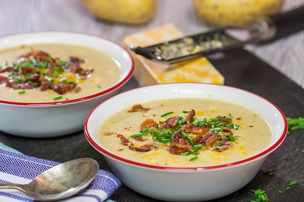 Loaded baked potato meets comforting creamy soup.  This Loaded Baked Potato Soup is a bowl of pure comfort food, and it's sure to keep you warm on cold winter nights!