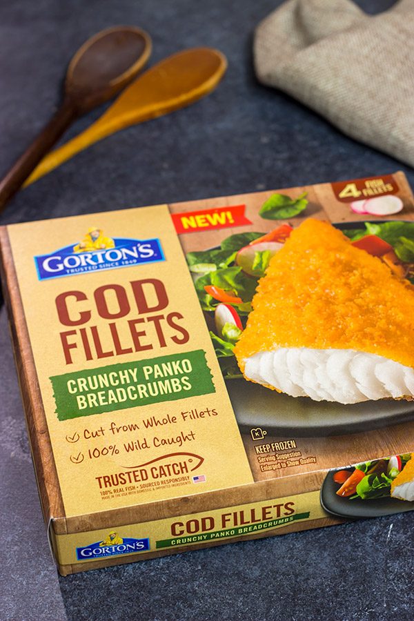 This Lemon Pasta with Baked Cod is a delicious (and easy) way to mix up weeknight dinners!
