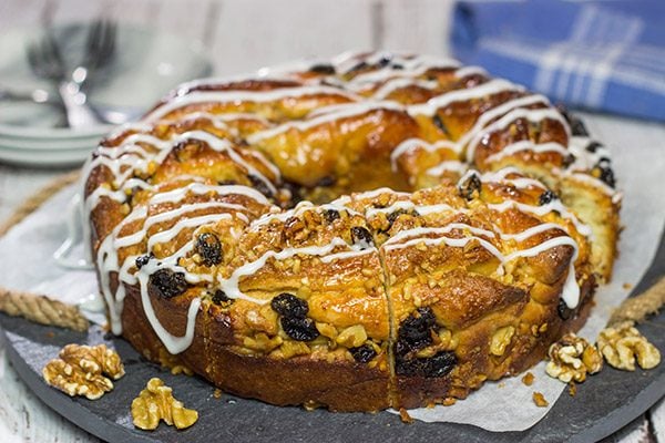 Filled with raisins, walnuts and cinnamon, this Cinnamon Walnut Babka is a delicious way to celebrate the arrival of Spring!