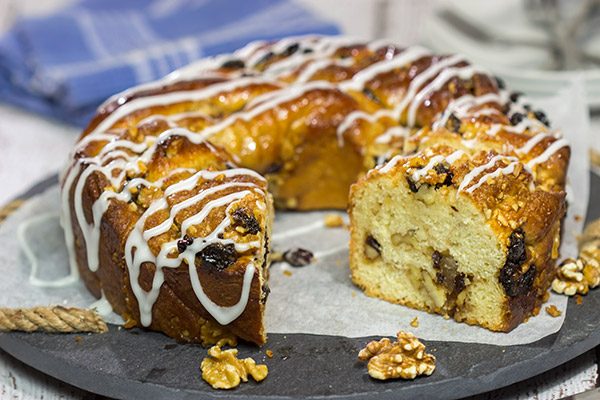 Filled with raisins, walnuts and cinnamon, this Cinnamon Walnut Babka is a delicious way to celebrate the arrival of Spring!