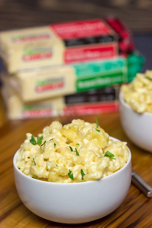 Made with 2 types of cheese, this Creamy Mac and Cheese is a classic winter comfort food!  From the creamy texture to the layers of flavor, this recipe is worthy of a bookmark!