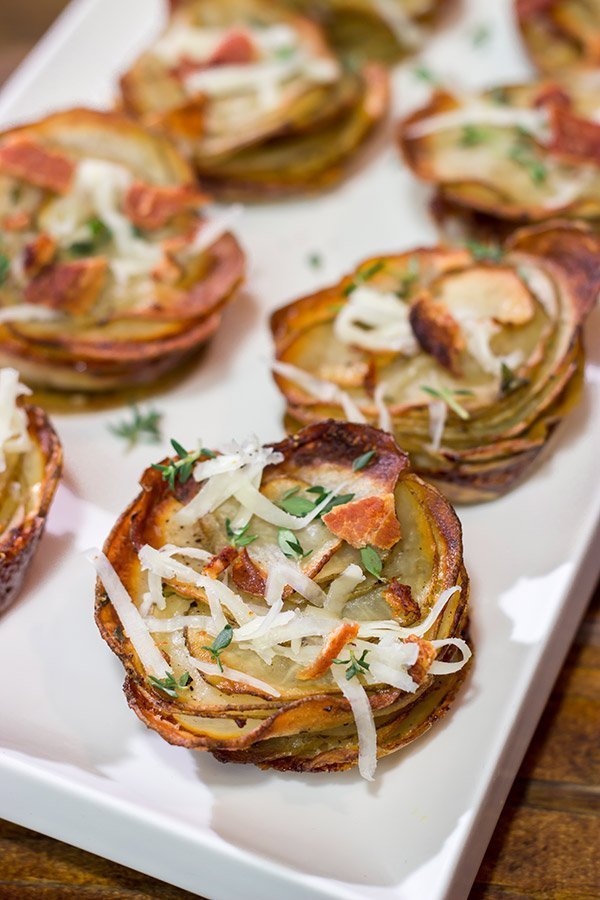 Topped with your favorite baked potato toppings, these Muffin Tin Loaded Baked Potatoes are a fun and tasty side dish!
