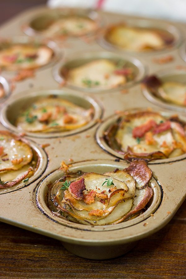 Topped with your favorite baked potato toppings, these Muffin Tin Loaded Baked Potatoes are a fun and tasty side dish!