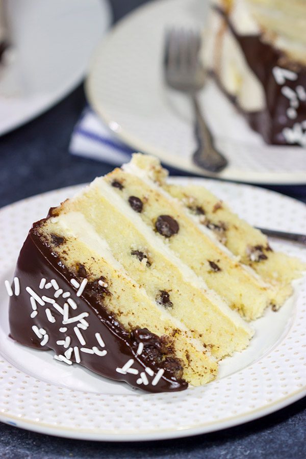 Why should cookies get to have all of the fun? This Chocolate Chip Cake features chocolate chips baked right into the cake!