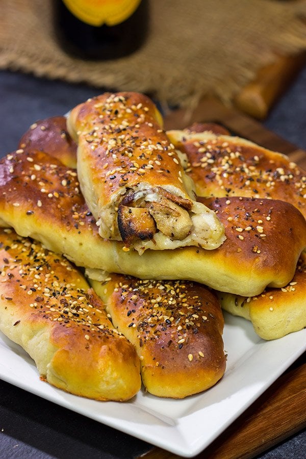 These Chicken Bacon Ranch Pretzels feature buttery pretzels stuffed with juicy chicken, crispy bacon and creamy ranch dressing! They're delicious!