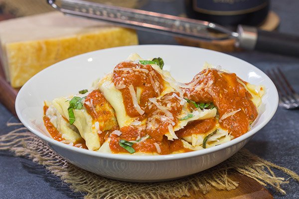 What happens when homemade pasta meets smoked meat?  This Smoked Brisket Ravioli is a fun combination of flavors, and it makes for one heck of a delicious dinner!