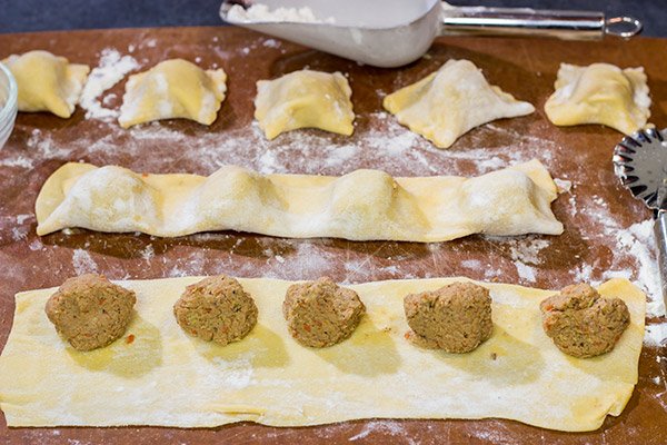 What happens when homemade pasta meets smoked meat?  This Smoked Brisket Ravioli is a fun combination of flavors, and it makes for one heck of a delicious dinner!
