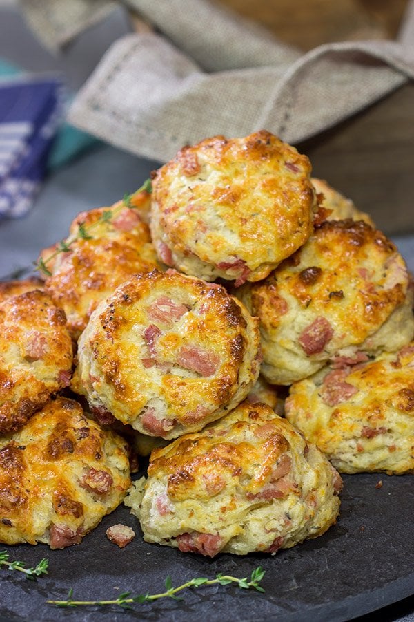 Leftover ham?  No problem!  These Cheesy Ham Biscuits are studded with chunks of ham and cheese...and they're delicious!