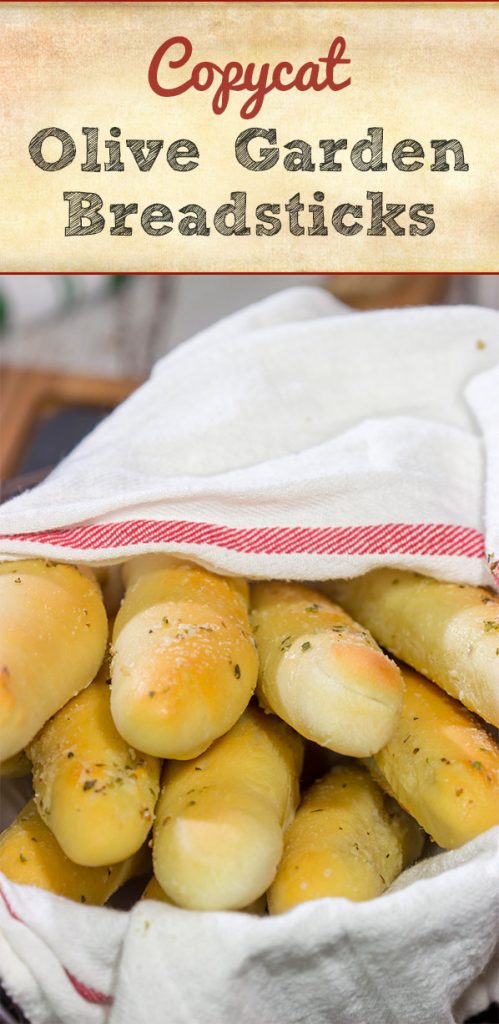 Do you love those endless breadsticks at Olive Garden? Then make a batch of these Copycat Olive Garden Breadsticks at home! (And good luck eating just one...)