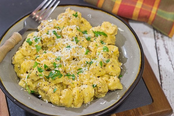 This Tortellini with Pumpkin Alfredo is creamy, delicious and so easy to make for a chilly Fall evening.  Make tonight a comfort food night!