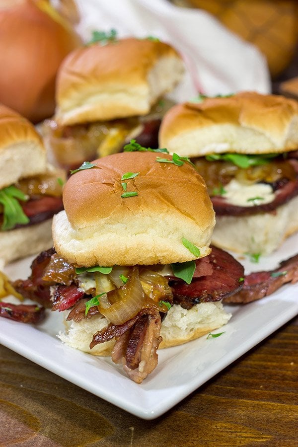 These Beef Brisket Sliders with Alabama White BBQ Sauce are proof that good things can come in small packages!  Make a batch of these sliders for dinner tonight!