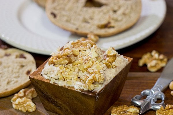 Homemade Honey Walnut Cream Cheese