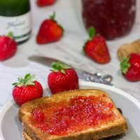 Strawberries and champagne are a classic combination...but have you ever had them for breakfast? Grab some berries and bubbly and make a batch of this Strawberry Champagne Jam today!