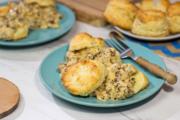Homemade Buttermilk Biscuits and Sausage Gravy are an iconic Southern comfort food.  Whip up a batch for brunch this weekend!