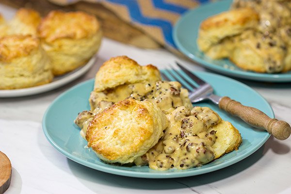 Homemade Buttermilk Biscuits and Sausage Gravy are an iconic Southern comfort food.  Whip up a batch for brunch this weekend!