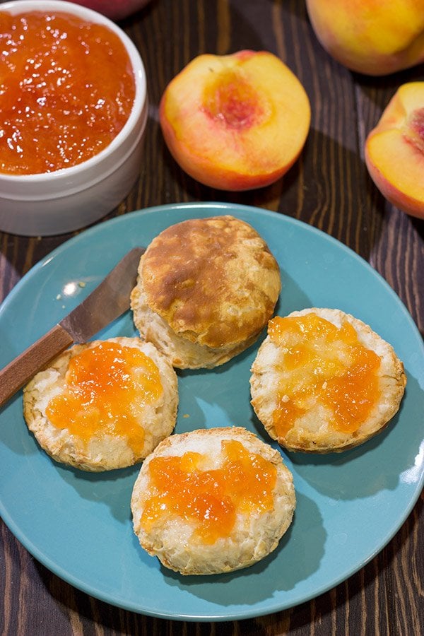 Love peaches? Me, too! This Fresh Peach Jam is a tasty (and surprisingly easy) way to enjoy the flavor of ripe summer peaches!