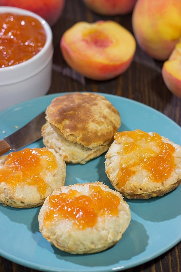Love peaches? Me, too! This Fresh Peach Jam is a tasty (and surprisingly easy) way to enjoy the flavor of ripe summer peaches!