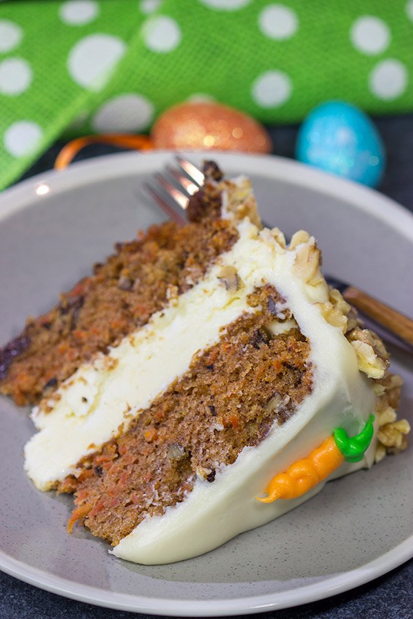 Would you like a slice of carrot cake or a slice of cheesecake? Skip that question and make this Carrot Cake Cheesecake Cake!