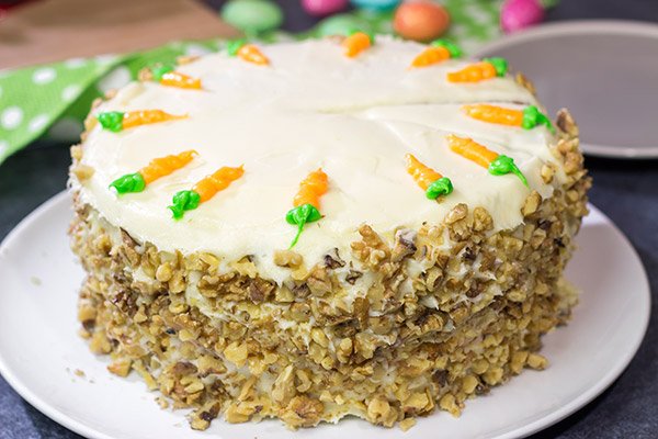 Would you like a slice of carrot cake or a slice of cheesecake? Skip that question and make this Carrot Cake Cheesecake Cake!